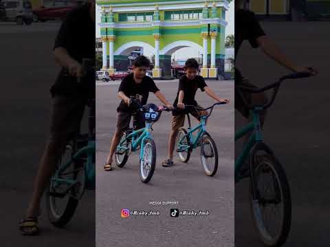 Ilmu padi abangku🔥🤩. #cinematik #sepeda #sepedabalap #bmx