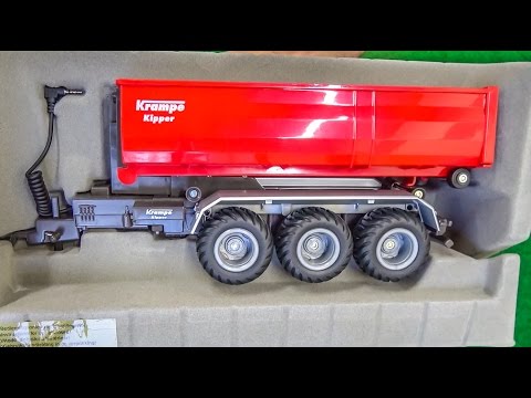 RC tractor hook lift trailer gets unboxed and dirty for the first time!