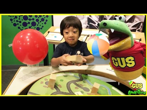 CHILDREN'S MUSEUM Play area with Ryan ToysReview!