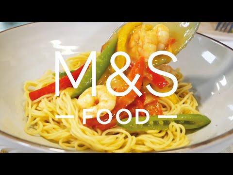Chris' Prawn Thai Green Curry | M&S FOOD