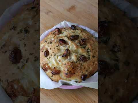 Bell pepper and prosciutto focaccia sandwich