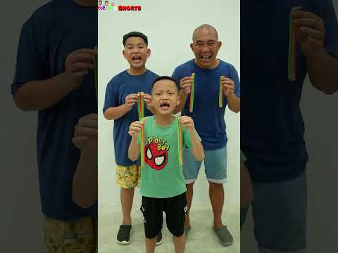 Funny video | Sour candy is my brother's favorite food 🍭#shorts #funny