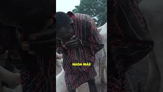 Esta TRIBU se BAÑA con ORINA