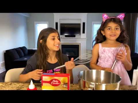 Tarta sorpresa de feliz cumpleaños para Zidane con Deema y Sally