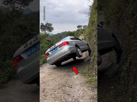 😱 ये देखो रास्ता देने के लिए कार वाला ऐसा क्यों करता है!