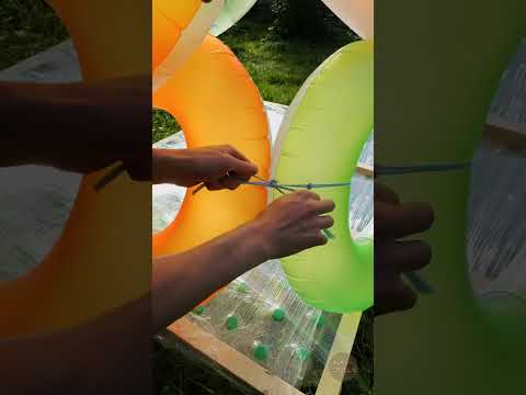 واصل أجواء الصيف المرحة مع الحرف اليدوية الممتعة باستخدام الزجاجات المُعاد تدويرها! ☀️♻️
