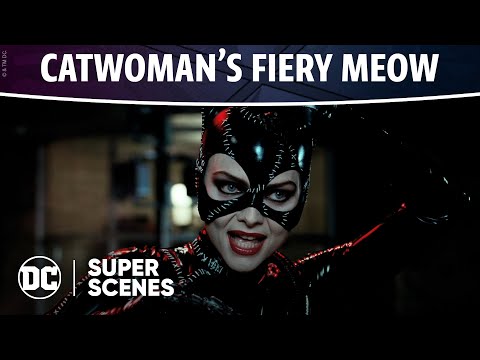 DC Super Scenes: Catwoman's Fiery Meow