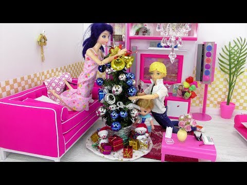 Marinette y Adrien decoran la sala para navidad | videos de navidad