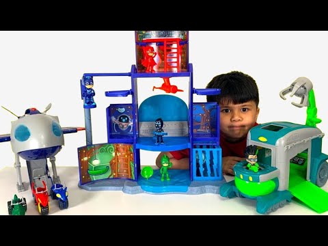 Troy Pretend Play with NEW Mission Control HQ Playset