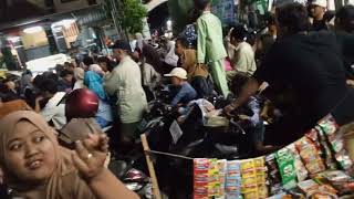 TUNGGU PAWAI DATANG 