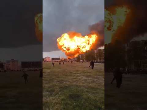 ВОГНЯНИЙ СМЕРЧ В ЧЕЧНІ! ГІГАНТСЬКИЙ ВИБУХ АЗС В ГРОЗНОМУ!