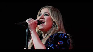 Kelly Clarkson Reportedly Struggling On Set After Brandon Blackstock's Death: 'She's Carrying Too Mu