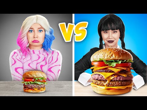 Enid Vs Wednesday 100 katmanlı Yemek Meydan Okuması! Sevimli mini Yemek Pişirme! 123 GO!