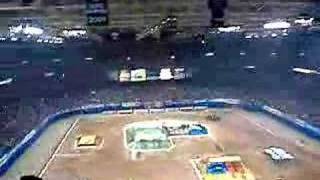 Gravedigger vs. Bluethunder
