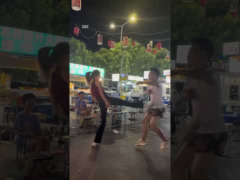 遇到这种故意挑衅的人应该怎么办？#功夫#正能量#劇情#防身術