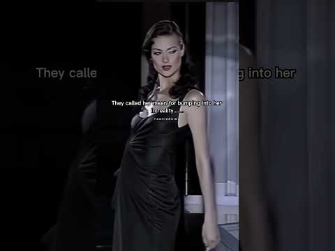 They called her mean for bumping into her in reality this bump was actually intentional #fashion