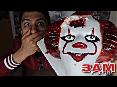 DO NOT ORDER IT MOVIE CAKE AT 3AM!! *OMG PENNYWISE FACE ON MY CAKE*