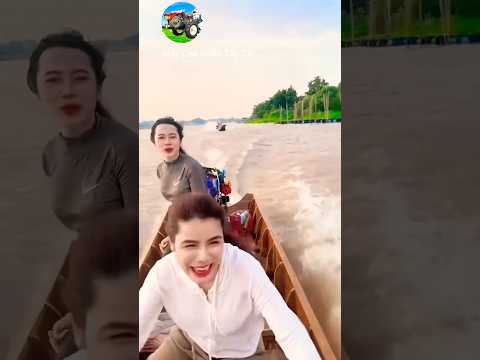E Gái Lái Xuồng Máy Nhanh#tractor #máycàymiềntâytv #agrimotor #mientay
