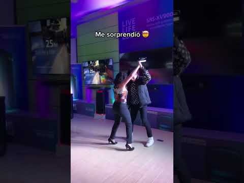 No Sabía Que Bailar con Desconocidos Seria Tan Emocionante #short