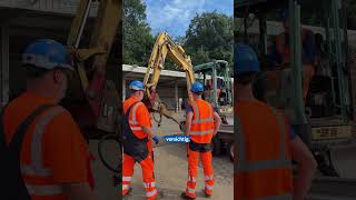 Wie geht's hier runter? Azubi Ben auf dem Bagger 🏗️ #Shorts