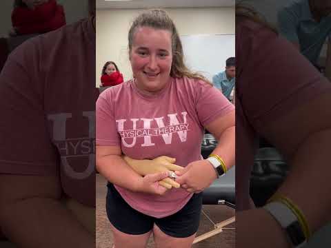3 reductions within 20 seconds!  #athleictrainer  #athletictraining #Navymedicine
