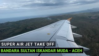 Pesawat Super Air Jet Airbus A320-200 Take Off di Bandara Sultan Iskandar Muda Banda Aceh