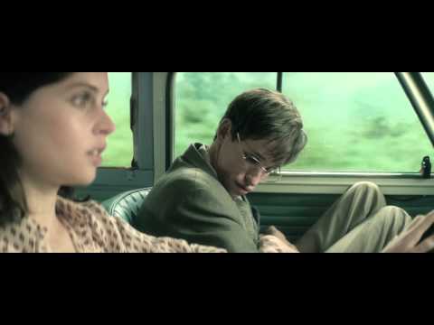THE THEORY OF EVERYTHING - Screenwriter Featurette