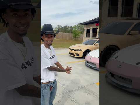 Wait a minute .. 🫠 #automobile #shortsfeed #funny #jokes #comedyvideos #trendingshorts #viralvideo