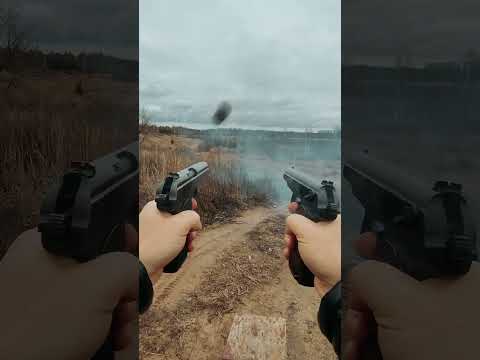 Стреляем с 2ух рук. Сравнение схп р411 и ТОЗ #shortvideo  #обзор #gun #пм #shooting #shortsvideo