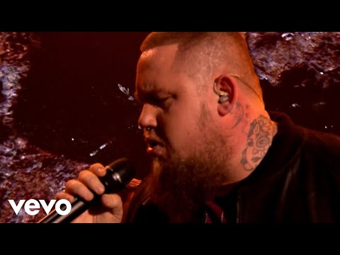 Rag'n'Bone Man - Human - Live from the BRITs Nominations Show 2017