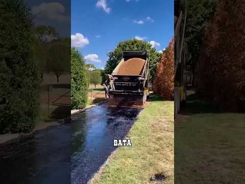 ДОРОГА светится ночью САМА без единого фонаря 🤯🛣️✨