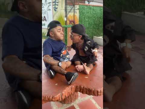 Me salió con antena 🤣😂😅jajajajajjajaja