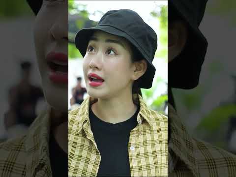 Dùng Gương Soi Thần Kỳ Nhìn Trước Tương Lai Và Câu Chuyện Tình Cảm Động | #Shorts