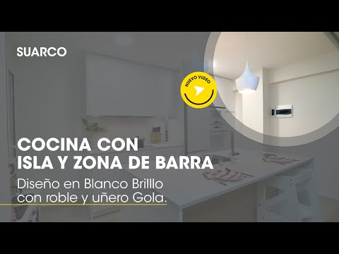 Cocina Abierta al Salón con Isla y Terraza: Diseño Perfecto para toda la Familia 🏡✨