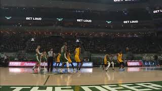 THE MIAMI HEAT WINS THE TIP AND SCORES ON 1ST QUARTER
