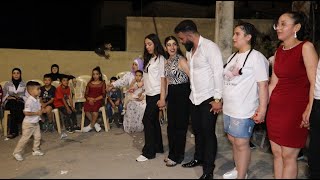 بعمرك شفت بنات بتتحدى بعض بالدبكة | حرب الدبكة والرقص بين البنات مع تامر عقيل Girls' dabke challenge