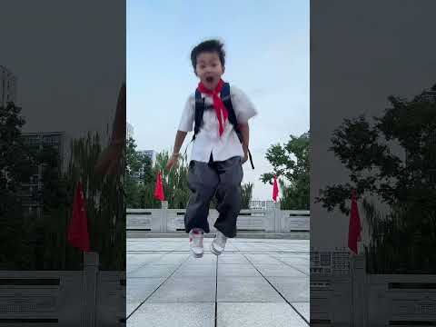 #kpop🙋‍♂️Holiday Bliss So Intense, It's Like Seeing Double🤣#dance #dancevideo  #shorts #bigbang