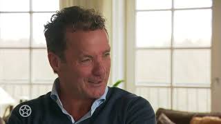 John de Bever geeft hilarisch voorproefje realityserie ''De Bevers''