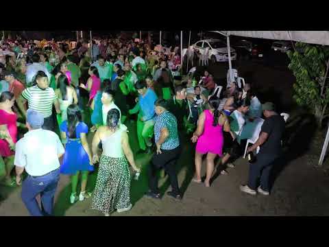 CUMBIA REGUETON TROPICAL = Wilfredo y sus Cantantes  Centro Tular Comalcalco