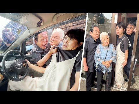 母が乗る車を襲撃してきた騒音おばさんと駐車場で大喧嘩になった。家の隣人が迷惑行為してくる