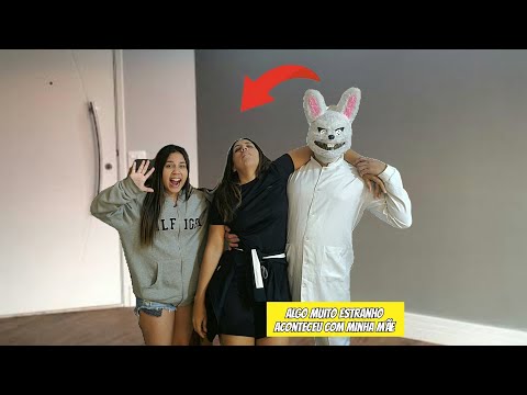 O COELHO MALVADO INVADIU A NOSSA CASA E TIROU O SANGUE DA MINHA MÃE