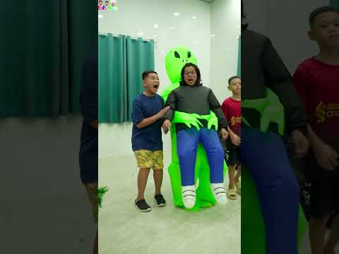 Funny video | OMG, what is going on? #comedy #funny #shorts
