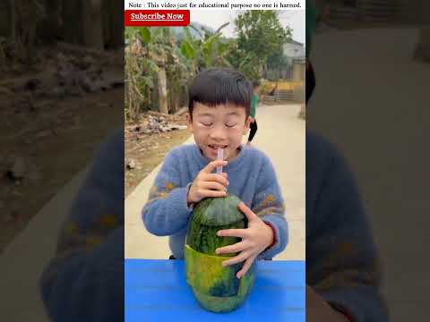 jelly in the watermelon #amanzingfacts #shortsfeed #survivalskills