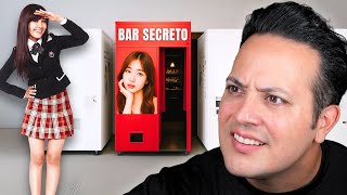 ¿Qué es lo que realmente oculta este bar? 🍹
