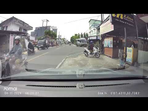 kecelakaan bus tabrak ibu ibu