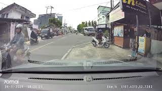 kecelakaan bus tabrak ibu ibu