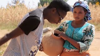 Wannan Budurwa Taga Takanta Kalli Abinda Yafaru | Musha Dariya |