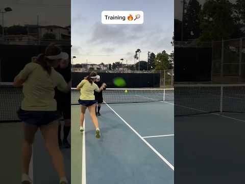Entrenamiento intenso con @gracebloom.tennis en IG 🔥🎾 #tennis #tenis #tennisplayer #tennislife
