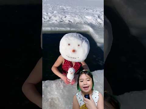 ⛄⛄🥰 Chị mình là người tuyết ❤🤗 Muội Vlog 1075 #icequeen #ice #snowman #shorts