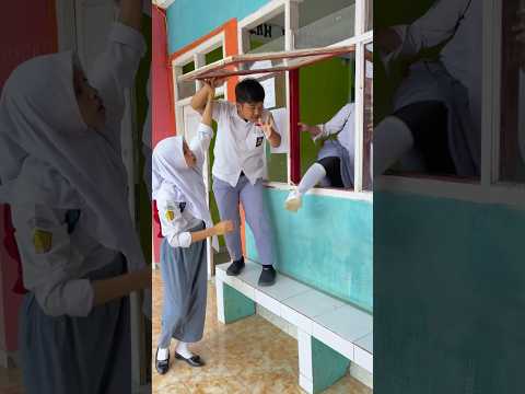 Kalian jangan ikutin murid2 babeh yg tukang bolos ini yah๐ค๐คฆ๐ปโโ๏ธ #comedy #funny #gurugokil #lucu